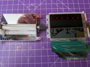 Game Gear Original Screen and Backlight Removed