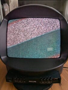 Static displayed on screen. It lives!